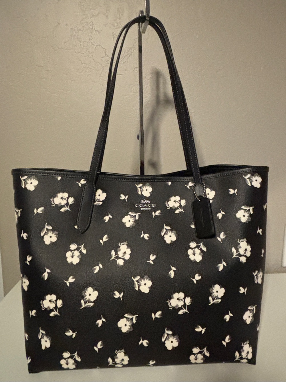 Coach City Tote Bag Black White Floral Print! NEW